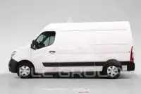 2021 Nissan NV 400