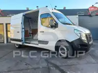 2021 Nissan NV 400