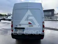 2021 Nissan NV 400