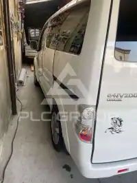 2021 Nissan NV 200