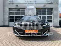 2021 BMW 740