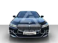 2021 BMW 740