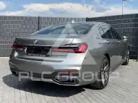2021 BMW 740