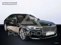 2021 BMW 740