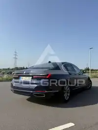 2021 BMW 740