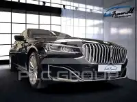 2021 BMW 740
