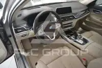 2021 BMW 740
