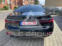 2021 BMW 750