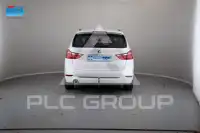 2021 BMW 216