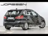 2021 BMW 216