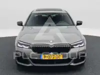 2021 BMW 530