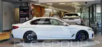 2021 BMW 530