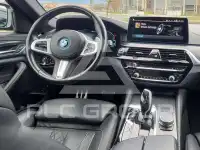 2021 BMW 530