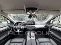 2021 BMW 530