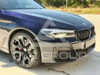 2021 BMW 530