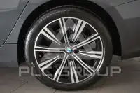 2021 BMW 320