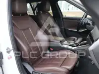 2021 BMW 320