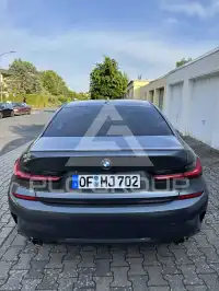 2021 BMW 320