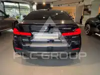 2021 BMW 550
