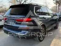 2021 BMW X7
