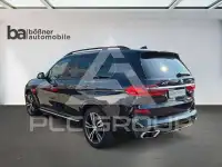 2021 BMW X7