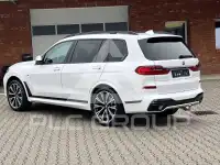 2021 BMW X7