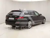 2021 BMW 520