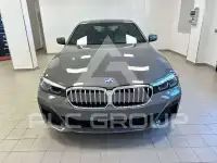 2021 BMW 520