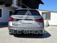 2021 BMW 520