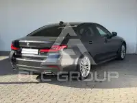 2021 BMW 520