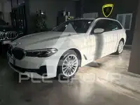 2021 BMW 520