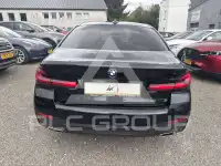 2021 BMW 520