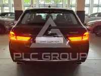 2021 BMW 520