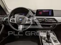 2021 BMW 520