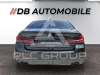2021 BMW 520