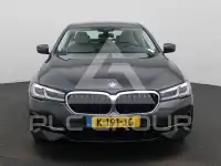 2021 BMW 520