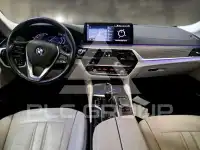 2021 BMW 520