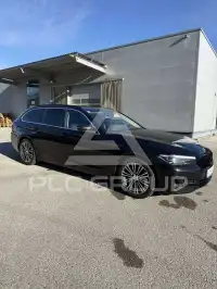 2021 BMW 520