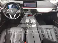2021 BMW 520