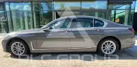 2021 BMW 730