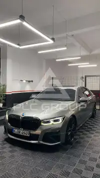 2021 BMW 730