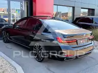 2021 BMW 730