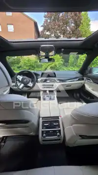 2021 BMW 730