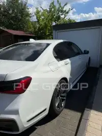 2021 BMW 730