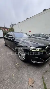 2021 BMW 730