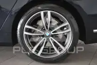 2021 BMW 730