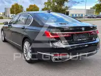 2021 BMW 730