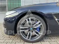 2021 BMW M8