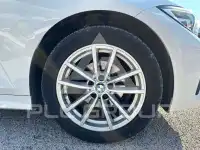 2021 BMW 318
