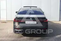2021 BMW 745